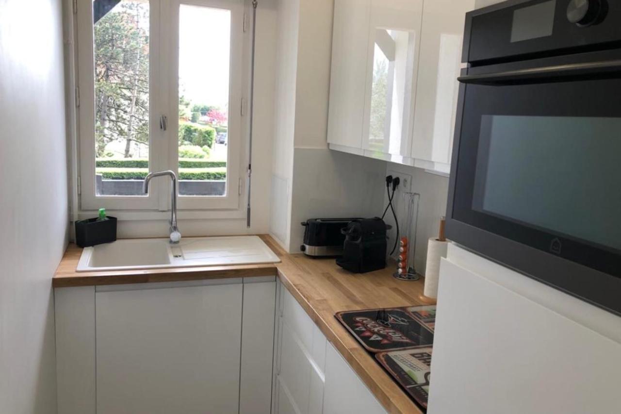 Beautiful Apartment With Gardenlk Cabourg Eksteriør bilde